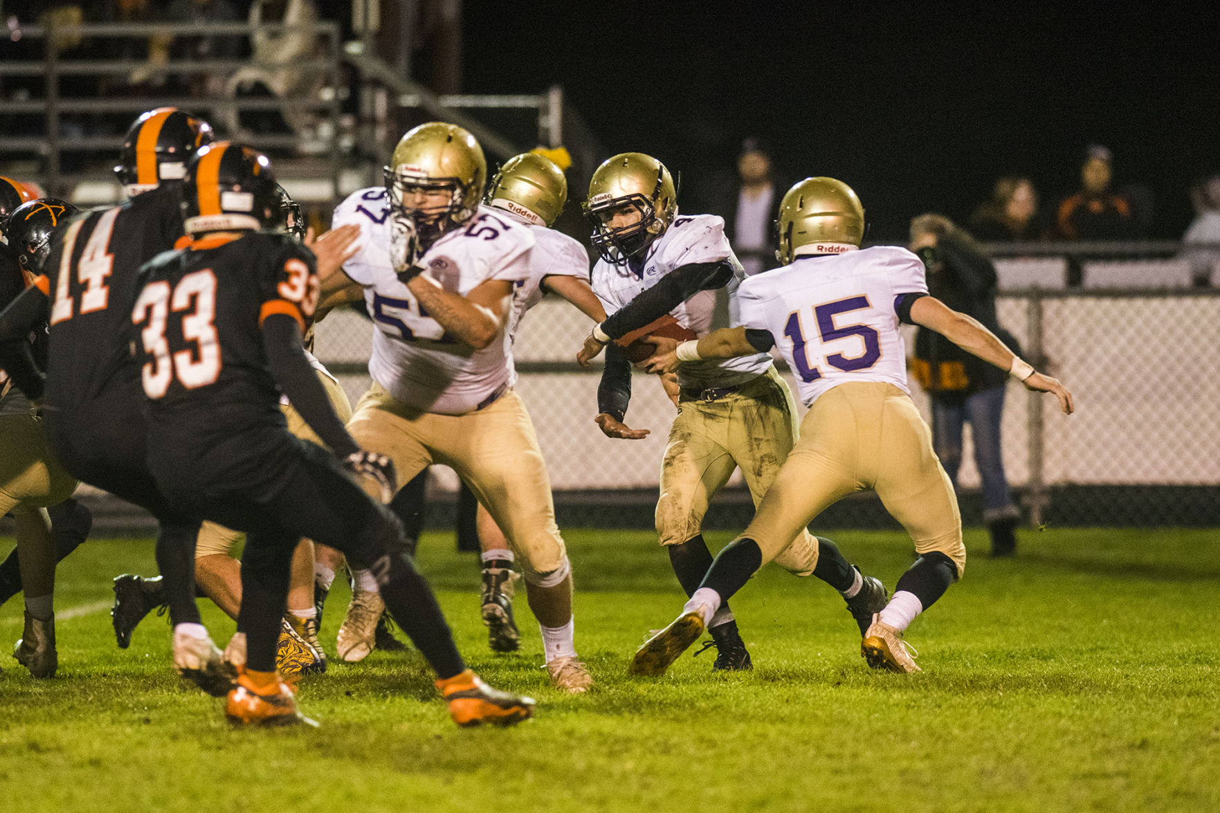 Football: Onalska @ Rainier